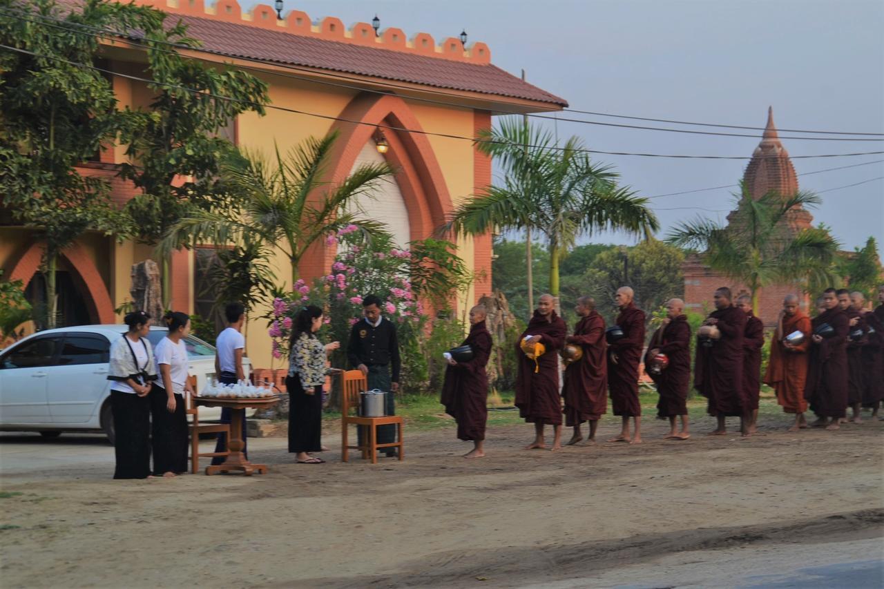 Myanmar Nan Hteik Temple View Hotel New Bagan Exterior foto