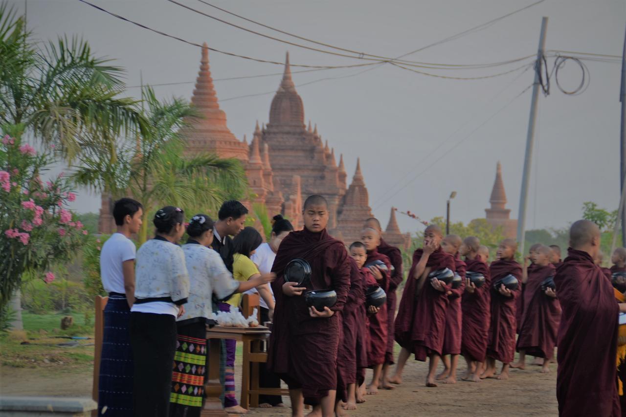 Myanmar Nan Hteik Temple View Hotel New Bagan Exterior foto